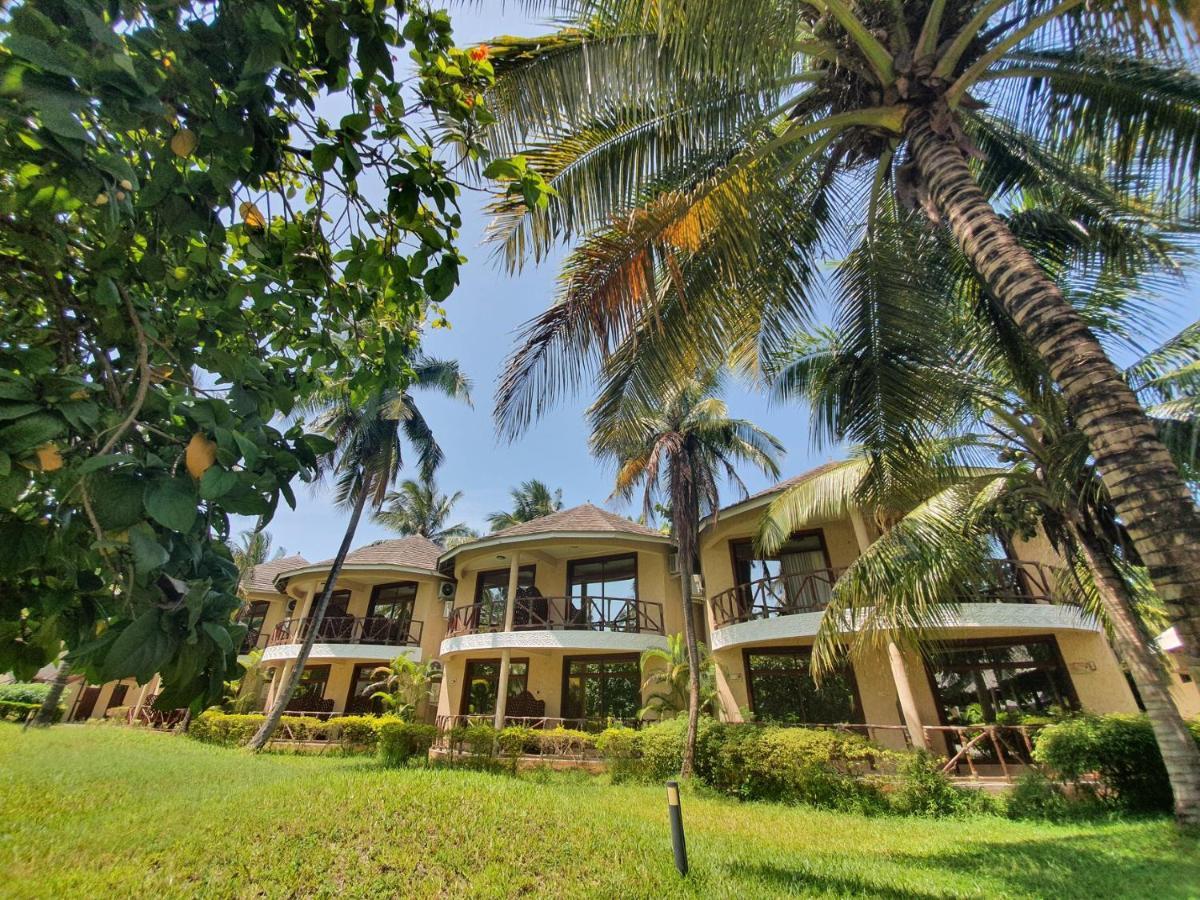 Ahg Maya Bay Resort & Spa Michamvi Buitenkant foto