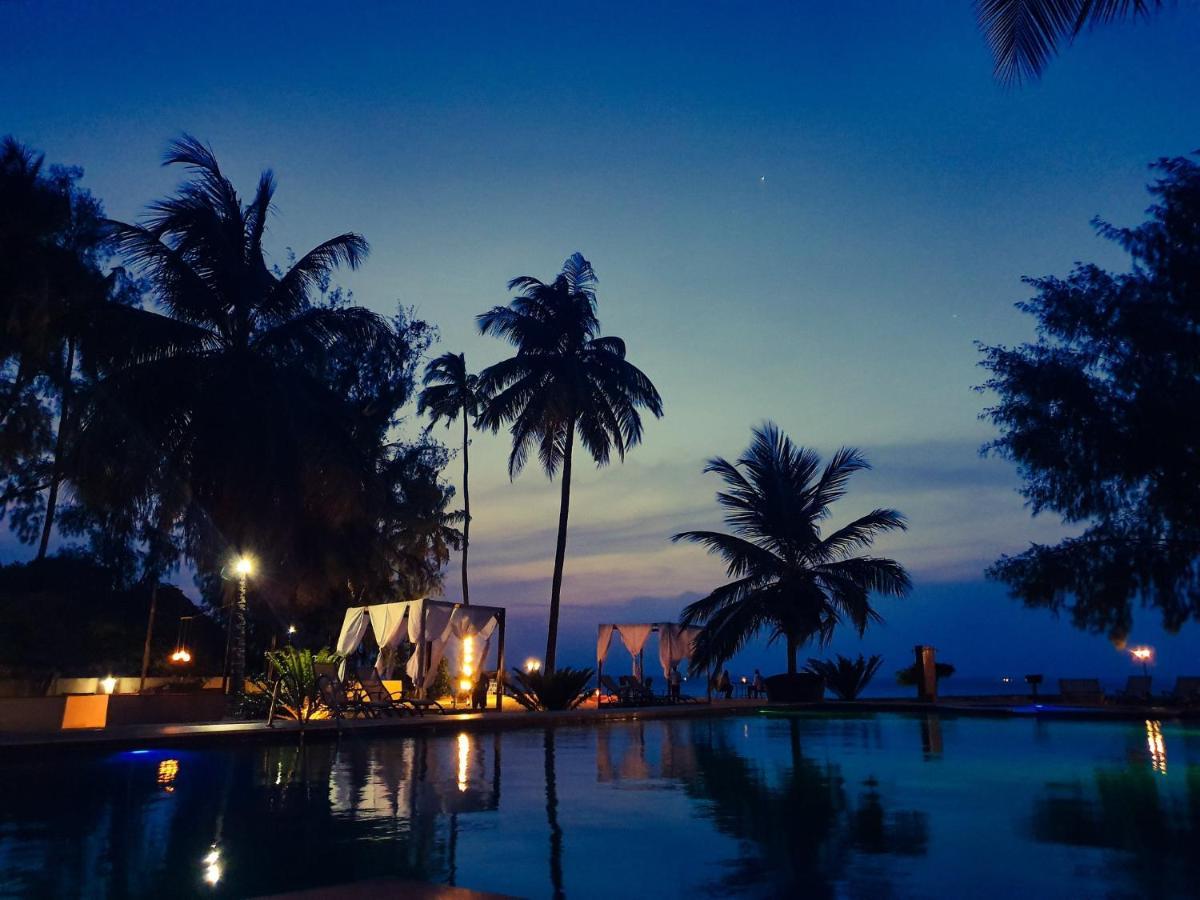 Ahg Maya Bay Resort & Spa Michamvi Buitenkant foto