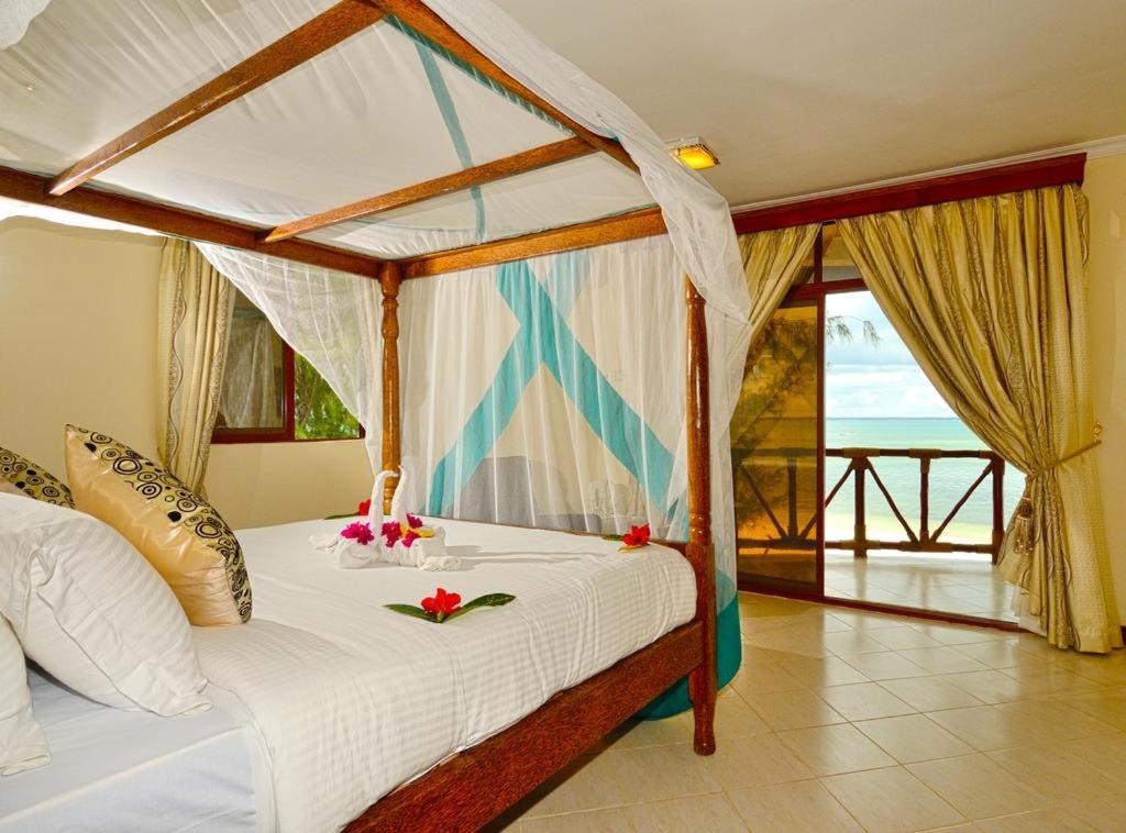 Ahg Maya Bay Resort & Spa Michamvi Buitenkant foto
