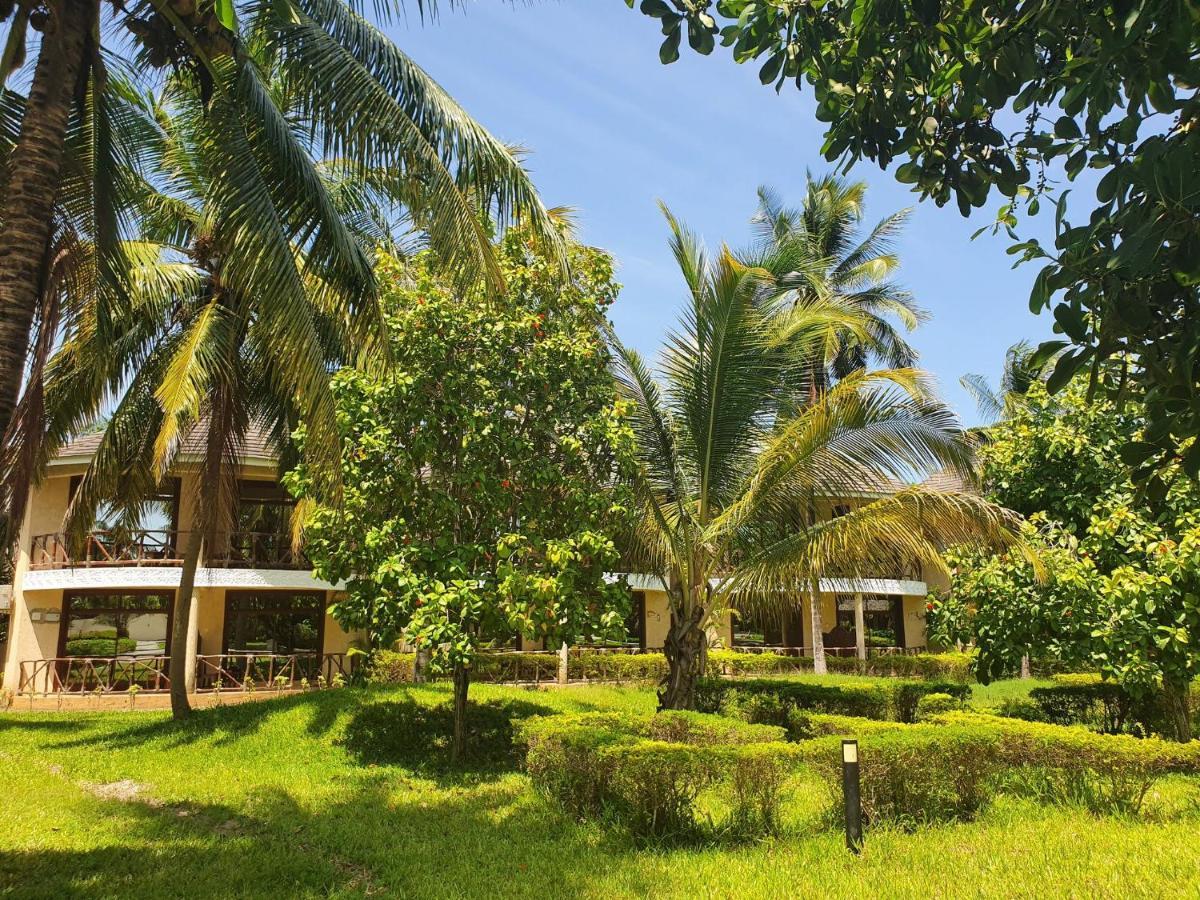 Ahg Maya Bay Resort & Spa Michamvi Buitenkant foto